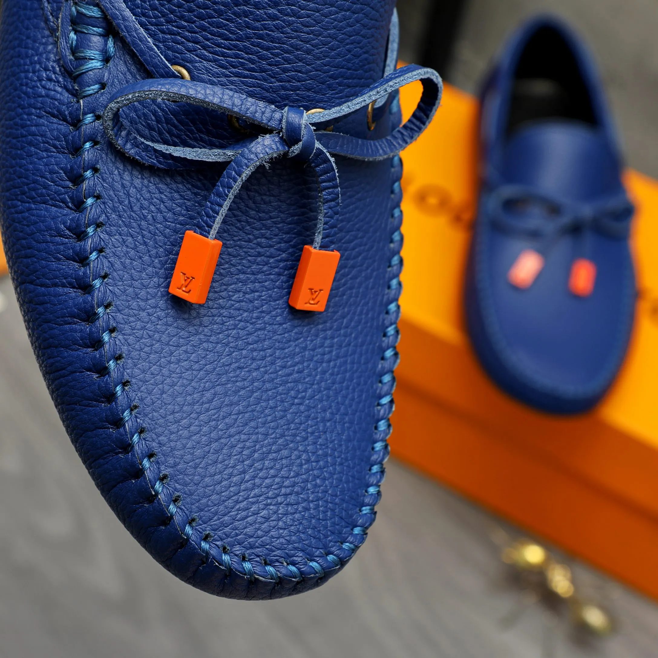 Men's shoes 💰420 Product trademark: LV "Louis Vuitton" casual slip-on shoes Regular size: 38-46 (45.46 custom-made, non-returnable) Product materials: Selected pebbled cowhide upper, sheepskin lining, original bean outsole